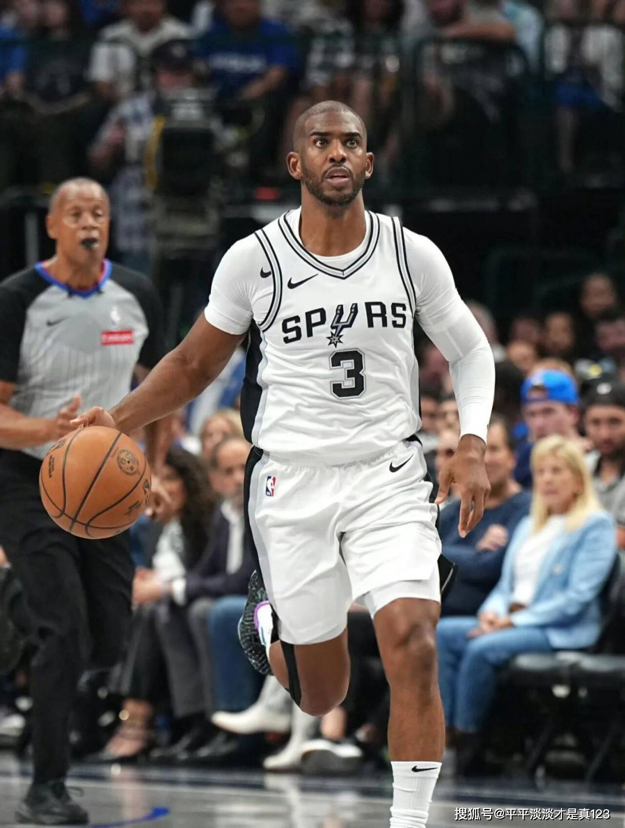 九游体育官方网站-快船球员公开质疑裁判判罚尺度，引争议，首页当前经验一次支持来自就是商品.-九游体育官方网站